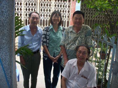 Từ phải qua- Trần Tuấn Kiệt (ngồi), Trần Yên Hòa, Hàm Anh, Trần Thanh Ngọc