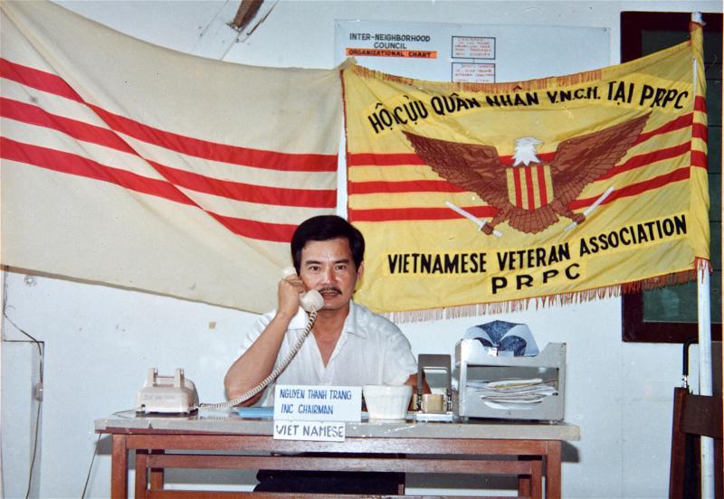 Ông Nguyễn Thành Trạng, chủ tịch Hội Liên Vùng tại trại Bataan Philippines năm 1988. 