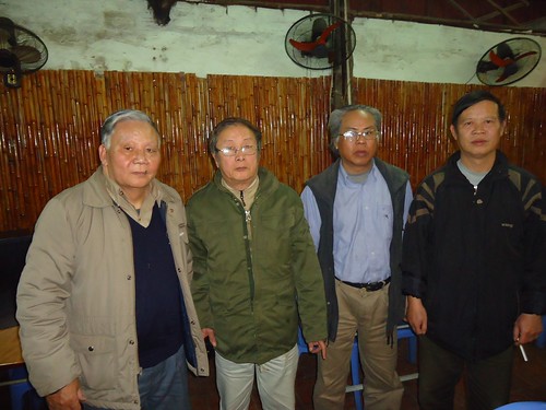 Từ trái. Nguyễn Đăng Quang, Phạm Đình Trọng, Hoàng Trung, Vũ Mạnh Hùng. Hà Nội 2012