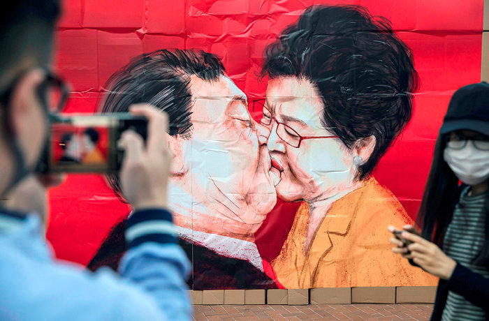 Trên tường ở Hồng-kông (Le Point 28-11-2019, Paris)