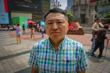 Nhà báo Liu Hu
