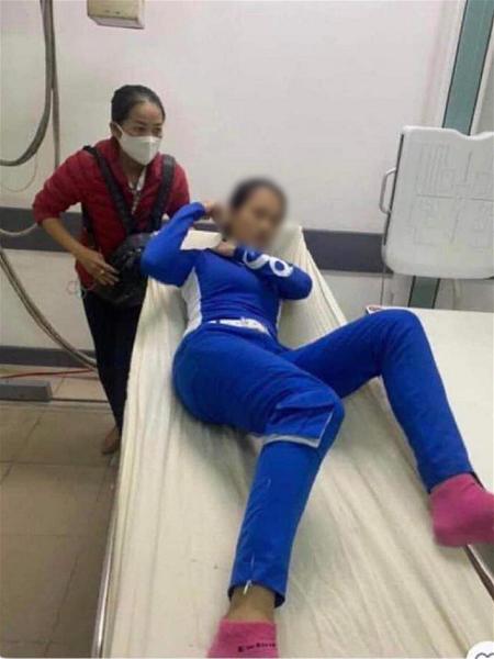 Chị L., nhân viên sân golf BRG Đà Nẵng, phải nhập viện cấp cứu sau khi bị ông Nguyễn Viết Dũng dùng gậy đánh gây thương 